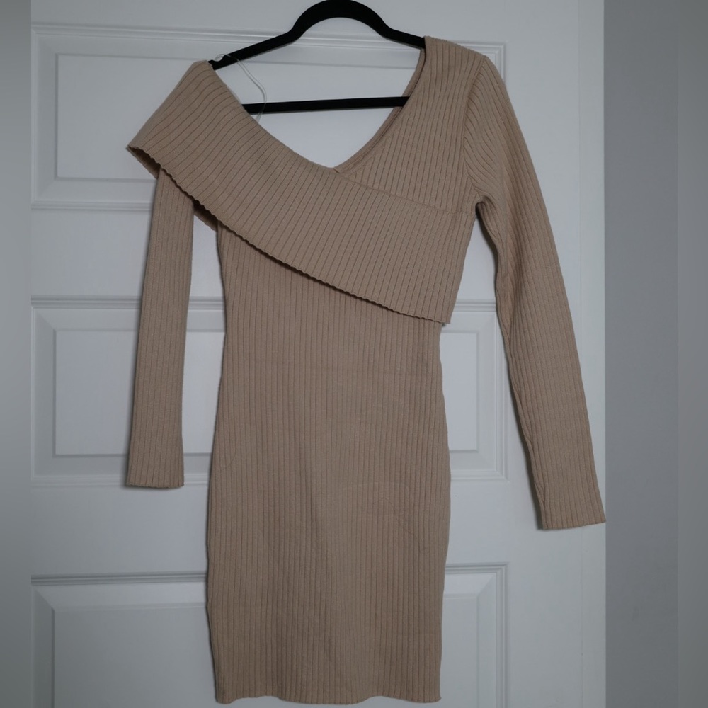 Bebe Dress - Picture 6 of 6
